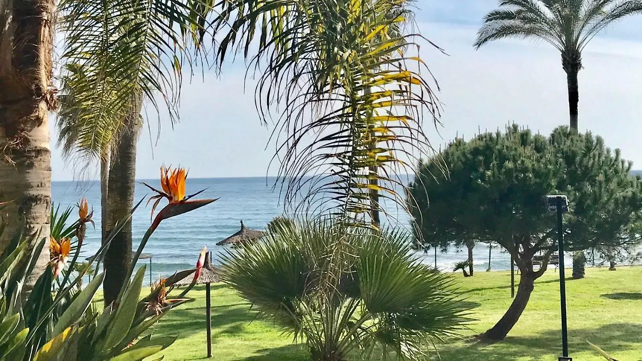 Mi Capricho A16 Beachfront Apartment Sitio de Calahonda İspanya