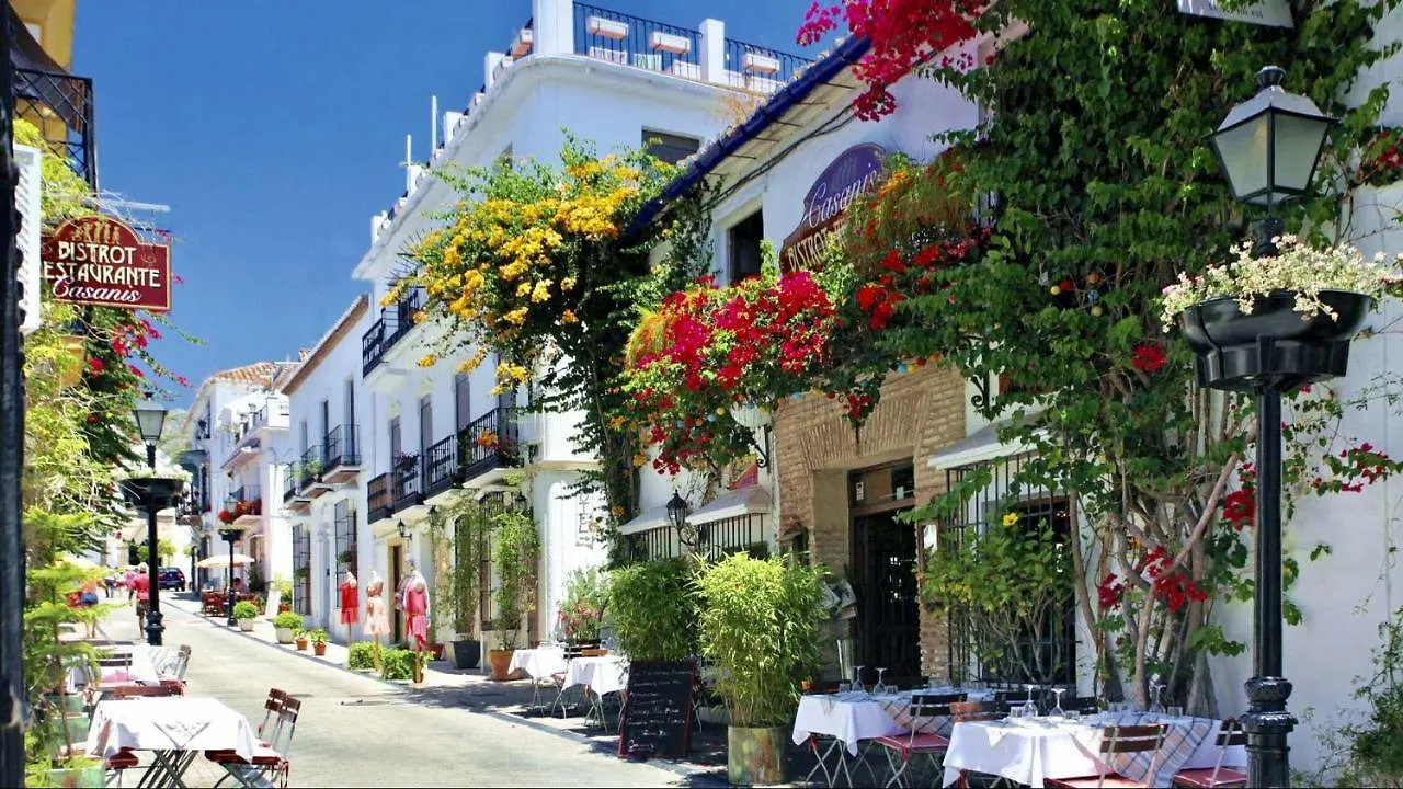 Mi Capricho A16 Beachfront Apartment Sitio de Calahonda 0*,  Spagna